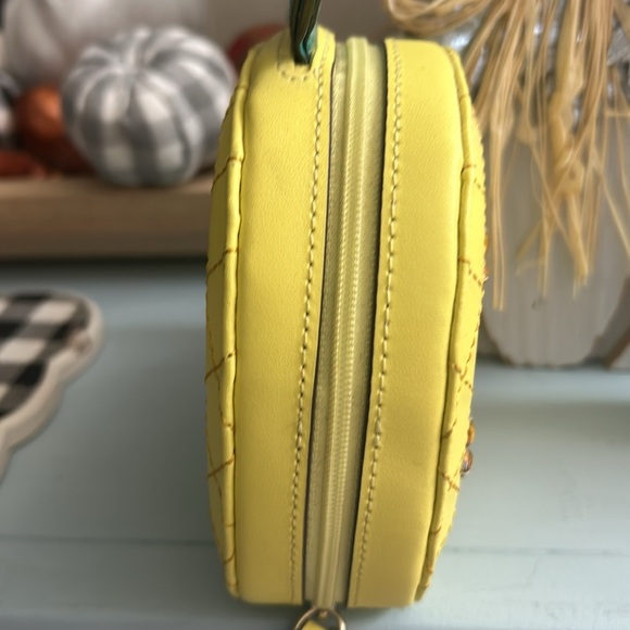 NWT Kate Spade pineapple coin pouch - Picture 4 of 7